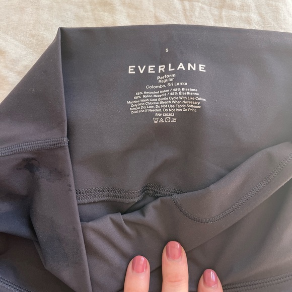 Everlane Performance Leggings - Picture 2 of 4